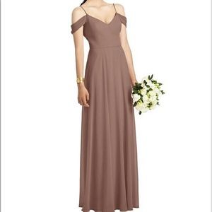 Dessy Cold-ShoulderV-Back Chiffon MaxiDress